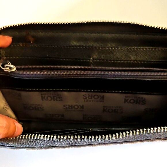 Michael Kors Dark Brown Logo Wallet - Picture 8 of 14